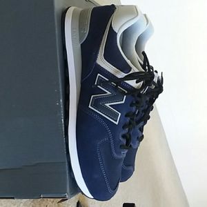 Brand new New Balance shoes 574 size 11 4E wide